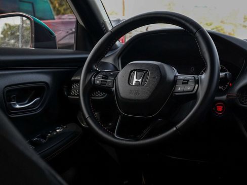 Used 2025 Honda HR-V Sport image 23