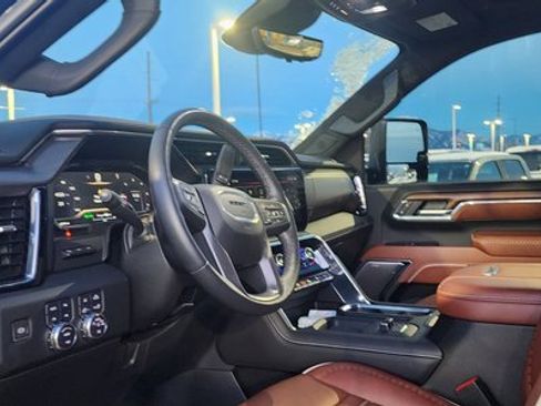 Used 2024 GMC Sierra 2500 Denali Ultimate image 4