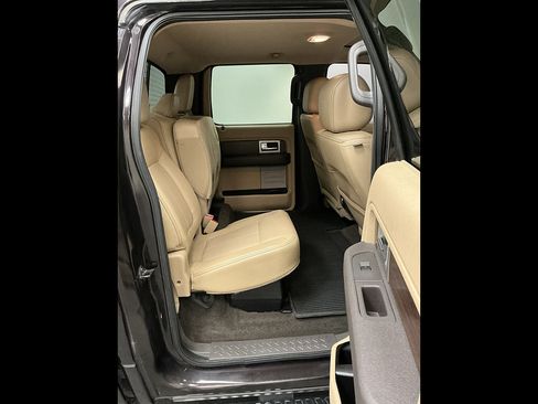 Used 2014 Ford F150 Lariat w/ Equipment Group 502A Luxury AWD/4WD image 23