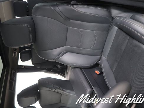 Used 2024 Lexus GX 550 w/ Accessory Package (2T) AWD/4WD image 26