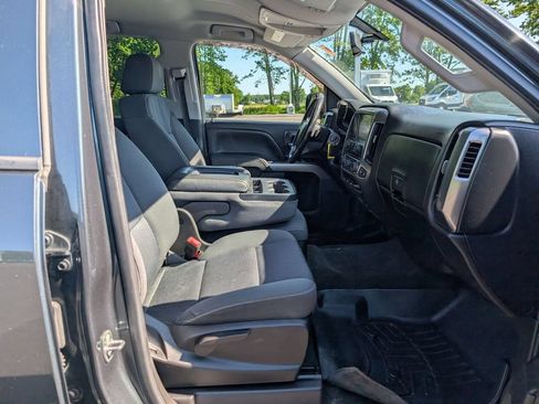 Used 2018 Chevrolet Silverado 1500 LT w/ All Star Edition AWD/4WD image 19