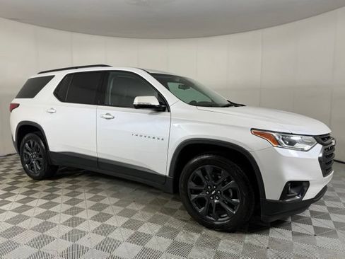 Used 2019 Chevrolet Traverse RS w/ LPO, Floor Liner Package FWD image 10