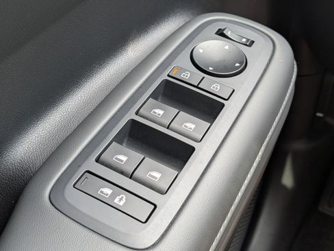 Certified 2026 Hyundai Santa Fe SEL FWD image 25