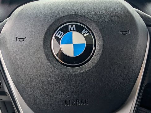 Used 2022 BMW X4 xDrive30i w/ Parking Assistance Package AWD/4WD image 27