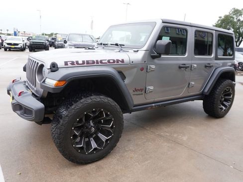 Used 2018 Jeep Wrangler Unlimited Rubicon AWD/4WD image 3