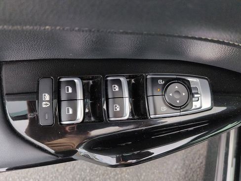 Used 2025 Kia K5 GT-Line w/ GT-Line Premium Package image 17