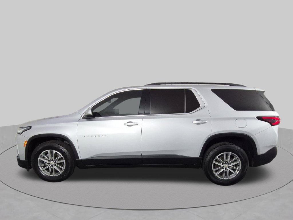 Certified 2022 Chevrolet Traverse LT FWD image 9