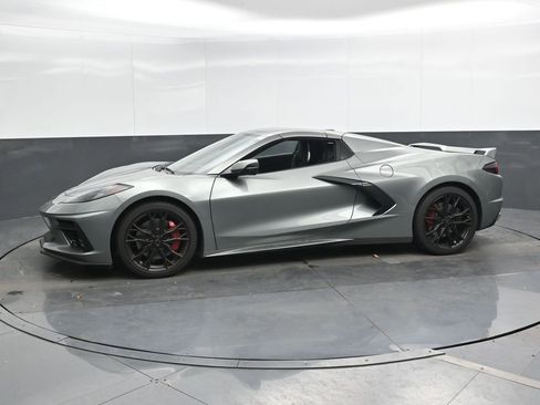 Used 2023 Chevrolet Corvette Stingray Premium Conv w/ Z51 Performance Package image 9