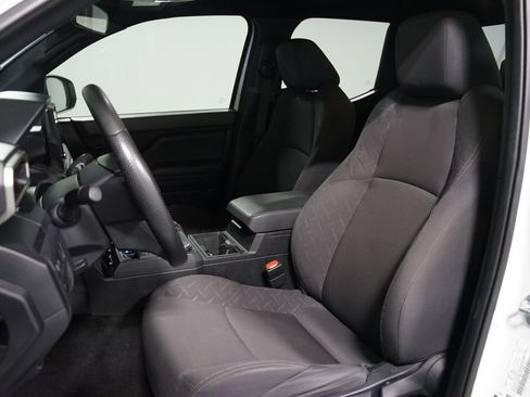 Used 2024 Toyota Tacoma SR AWD/4WD image 6