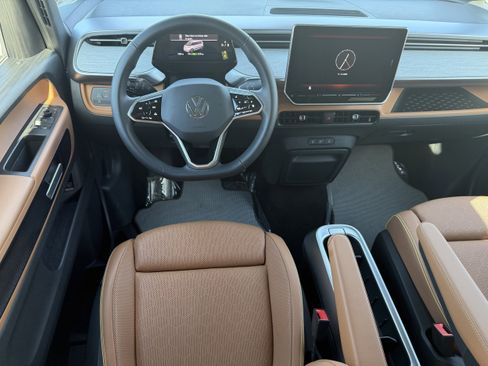 New 2025 Volkswagen ID. Buzz Pro S image 14
