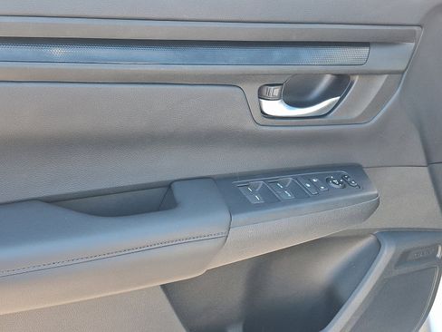Used 2023 Honda CR-V EX image 15