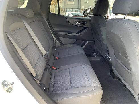 Used 2025 Chevrolet Equinox LT image 22