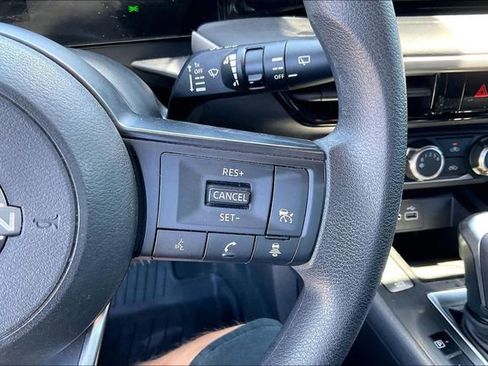 Used 2025 Nissan Kicks S AWD/4WD image 12