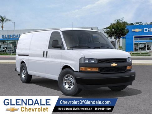 New 2025 Chevrolet Express 2500 w/ Driver Convenience Package image 7