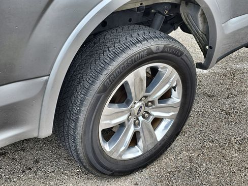 Used 2019 Ford F150 Platinum image 10