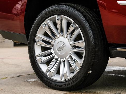 Used 2019 Cadillac Escalade Platinum image 64