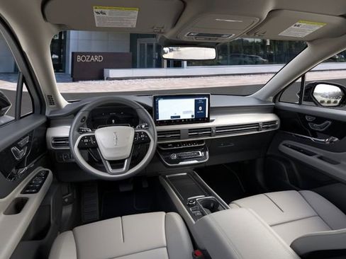 New 2026 Lincoln Corsair Premiere FWD image 10