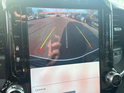 Used 2025 RAM 2500 Big Horn image 16