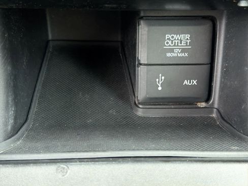 Used 2015 Honda Accord EX-L image 32