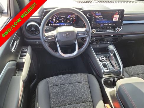 Used 2024 Chevrolet Colorado Z71 w/ Z71 Convenience Package 2 image 7