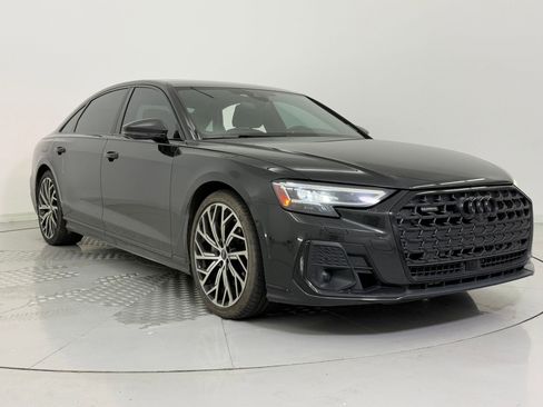 Used 2022 Audi A8 L 3.0T w/ Executive Package image 7