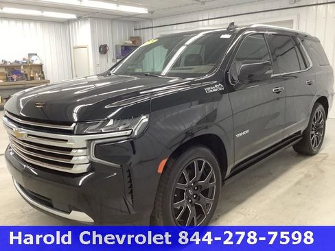 Used 2023 Chevrolet Tahoe High Country image 3