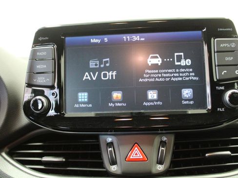 Used 2018 Hyundai Elantra GT FWD image 12