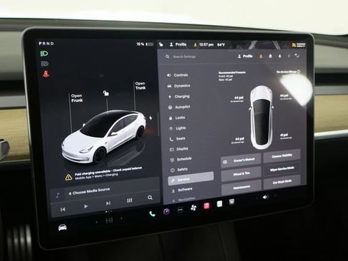 Used 2023 Tesla Model 3 Performance image 33