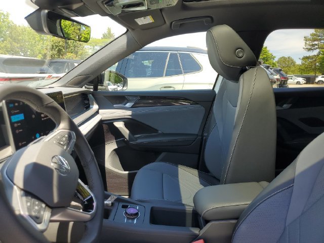 New 2026 Volkswagen Tiguan SE R-Line AWD/4WD image 17