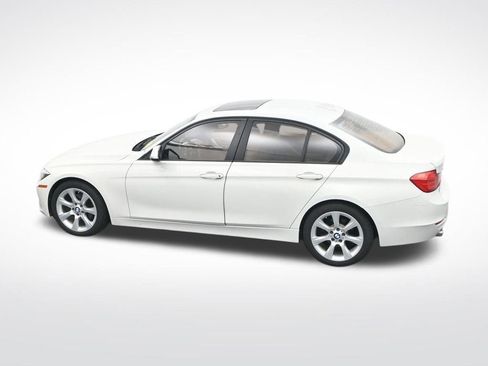 Used 2014 BMW 320i xDrive Sedan image 31
