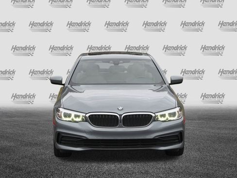 Used 2019 BMW 530i w/ Convenience Package image 3