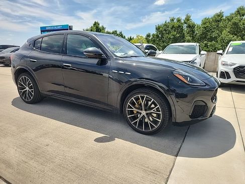 Used 2023 Maserati Grecale Modena image 1