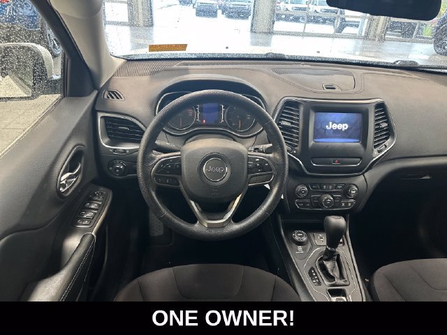 Used 2019 Jeep Cherokee Latitude w/ Popular Appearance Group AWD/4WD image 2