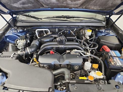 Used 2019 Subaru Outback 2.5i Limited AWD/4WD image 41