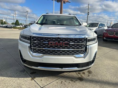 Used 2022 GMC Acadia Denali w/ Denali Ultimate Package image 2