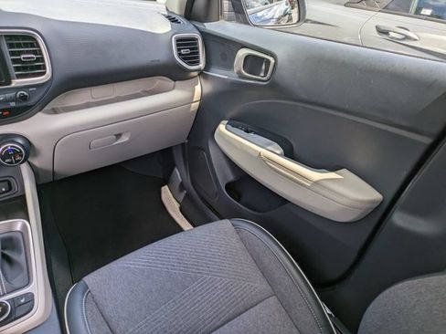 Certified 2023 Hyundai Venue Limited w/ Cargo Package FWD image 17