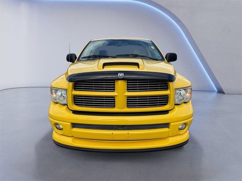 Used 2004 Dodge Ram 1500 Truck SLT w/ Sport Appearance Group image 8