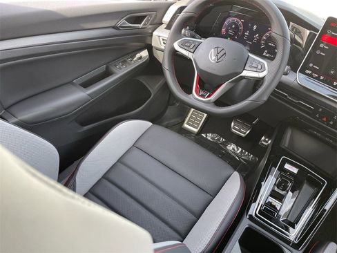 New 2026 Volkswagen GTI SE image 10