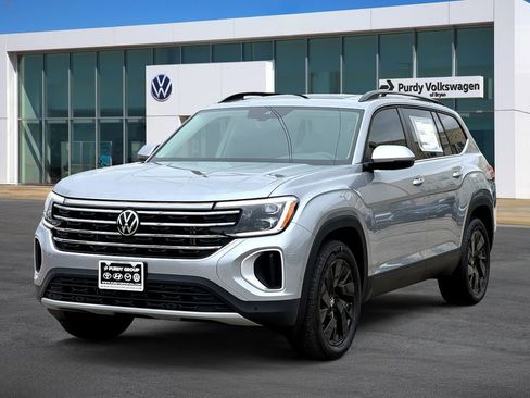 New 2026 Volkswagen Atlas SE FWD image 4