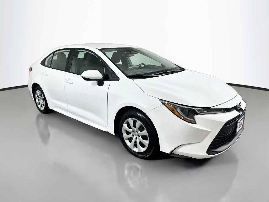 Certified 2024 Toyota Corolla LE FWD image 3