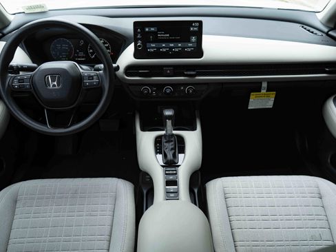 Used 2026 Honda HR-V LX image 26