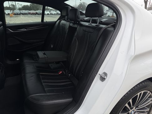 Used 2017 BMW 540i w/ Premium Package image 37