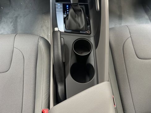 New 2026 Hyundai Elantra SE image 21