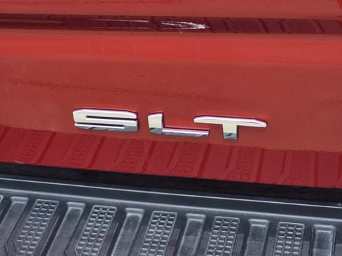 Used 2025 GMC Sierra 1500 SLT w/ SLT Premium Plus Package AWD/4WD image 10