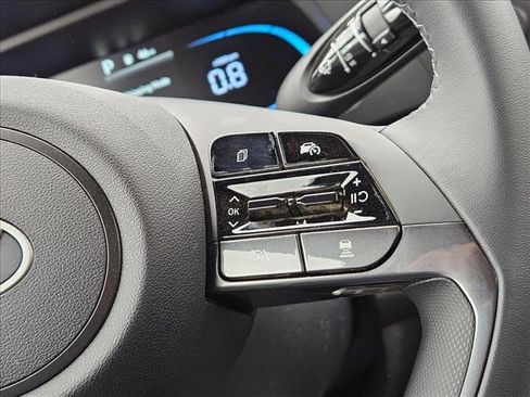 New 2026 Hyundai Elantra SEL Sport FWD image 15
