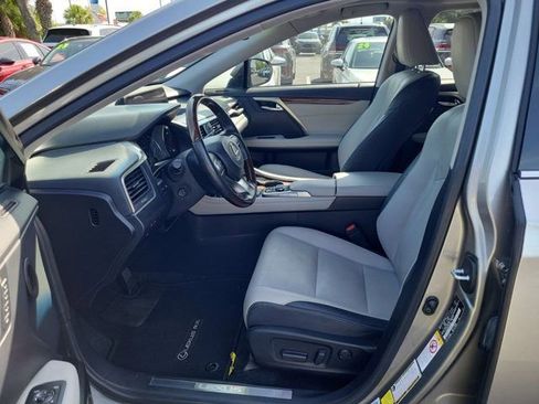 Used 2018 Lexus RX 350L FWD image 16