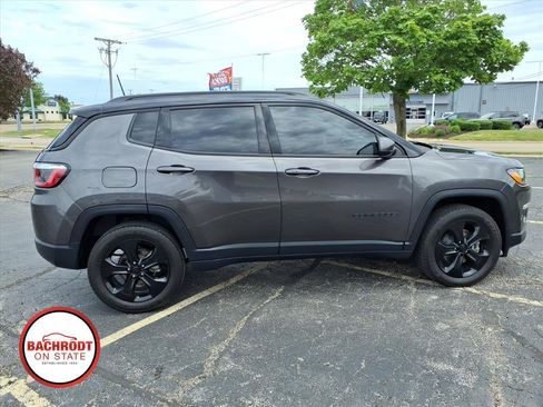 Used 2019 Jeep Compass Latitude AWD/4WD image 8