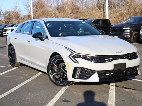 Certified 2025 Kia K5 GT-Line image 2