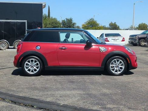 Used 2015 MINI Cooper S FWD image 9