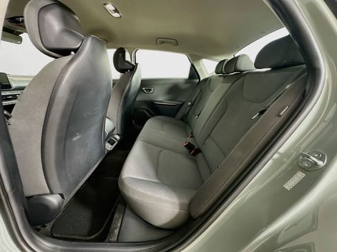 Used 2025 Kia K4 FWD image 26